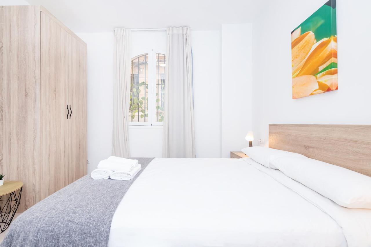 Lovely Victoria Apartament Малага Екстериор снимка